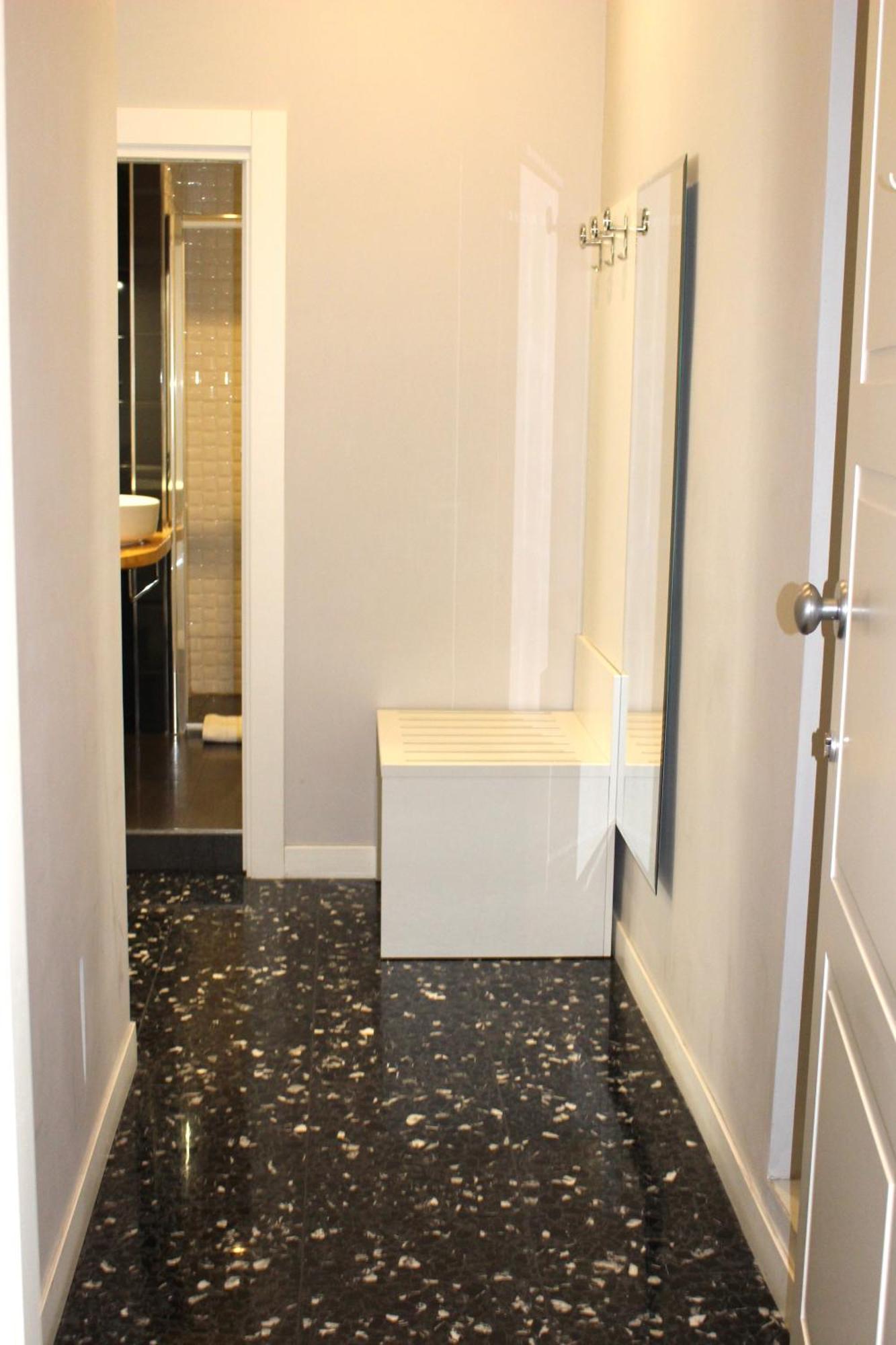 Beverello Rooms Napoli Bagian luar foto