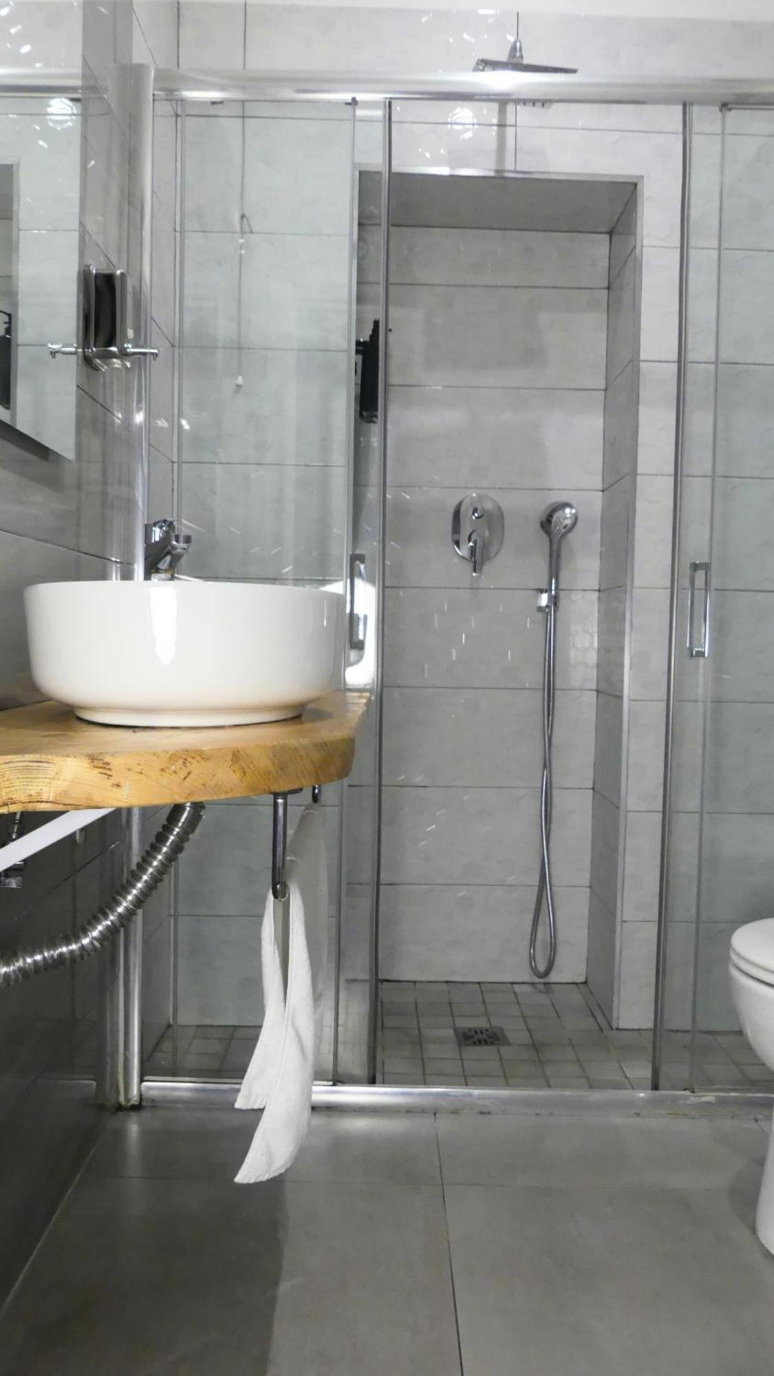 Beverello Rooms Napoli Bagian luar foto