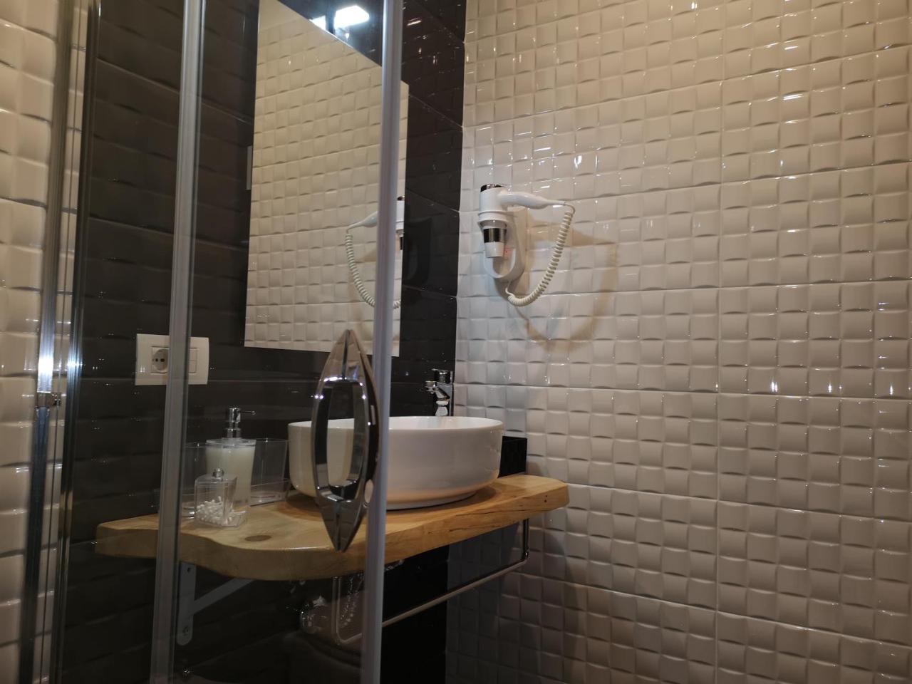 Beverello Rooms Napoli Bagian luar foto